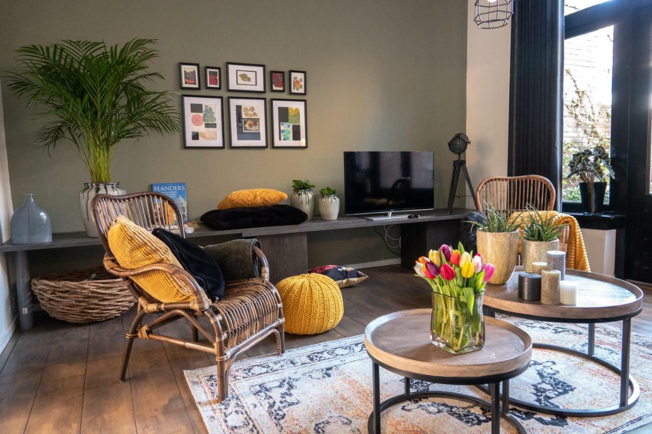 Het Zeeuwse Bloemenhuis IJzendijke Экстерьер фото